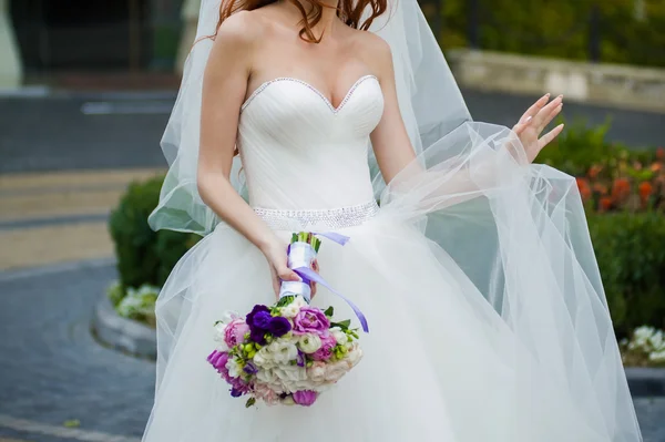 büyük düğün buketi.