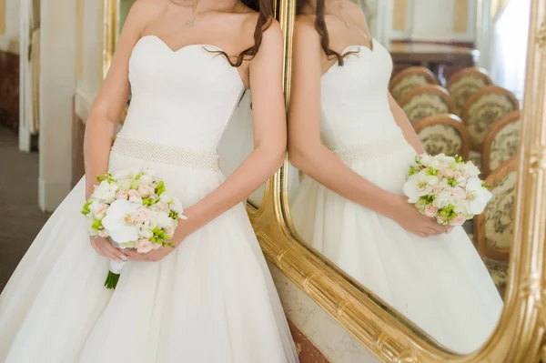 Big wedding bouquet. — Stock Photo, Image