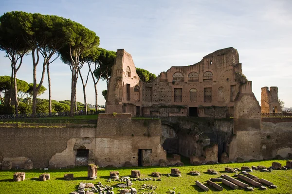 Ancienne architecture à Rome — Photo