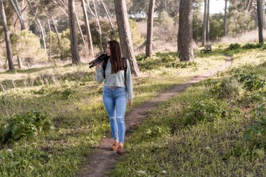 fotoğrafçılık doğada üç ayaklı yürür.