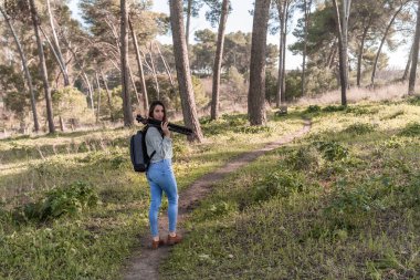 fotoğrafçılık doğada üç ayaklı yürür.