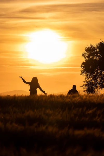 Silhouettes Girl Boy Cereal Field Sunset Sky Fire — Stock Photo, Image