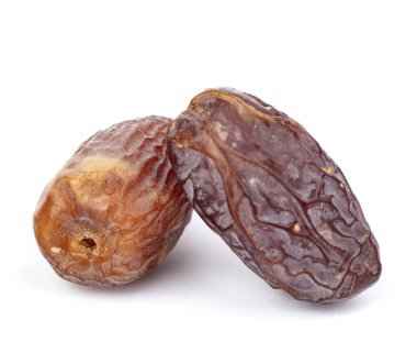 Kurumuş tarihler beyaz arkaplanda izole edildi.