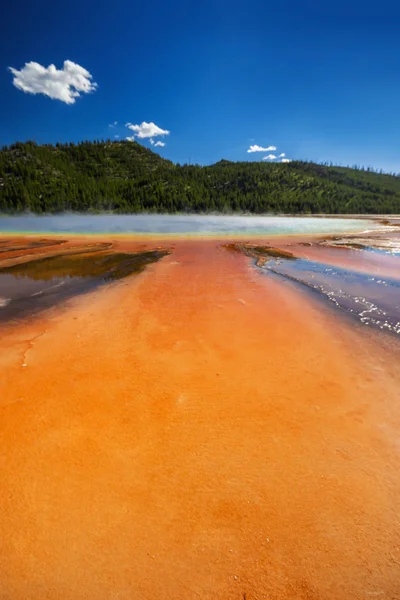 Grand Prismatic Spring in yellowstone USA — Stock Photo, Image