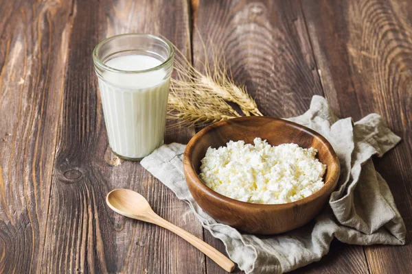 Cottage cheese, milk and ears of wheat
