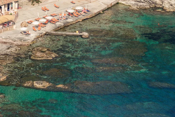 Blick aus der Luft auf das wunderbare sizilianische Meer lizenzfreie Stockfotos