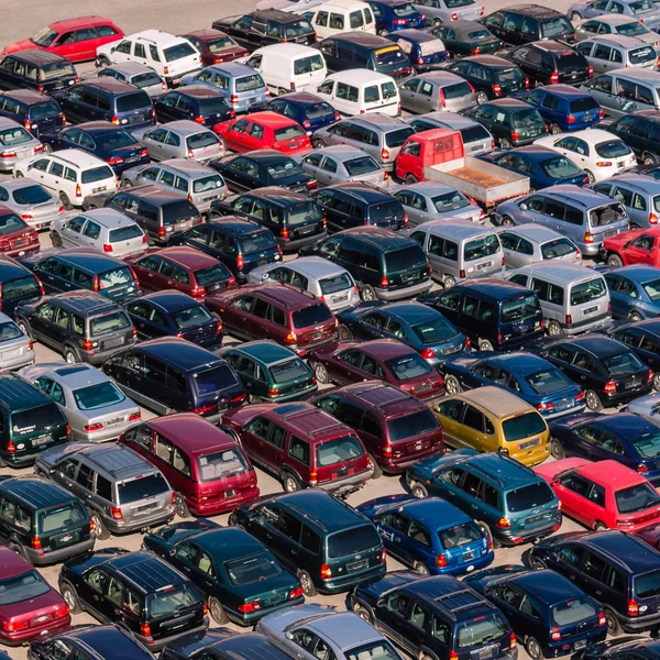 Die geparkten Autos — Stockfoto