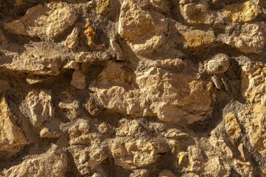 Metin veya reklam için vignetting ve boş telif alanı ile turuncu pürüzlü duvar arkaplanı ve dokusu.