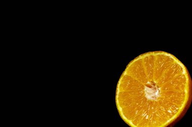 Kesilmiş bir mandalina..