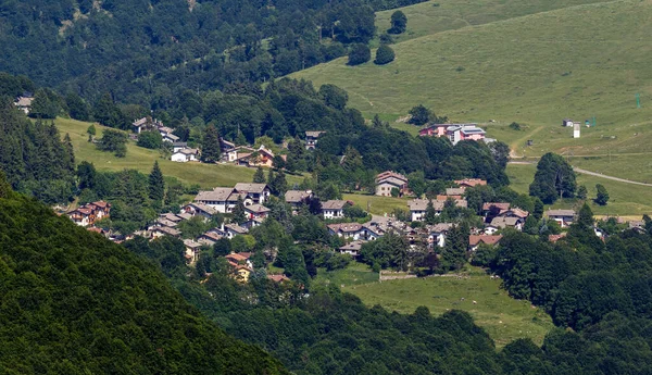 A aldeia de San Velentino — Fotografia de Stock