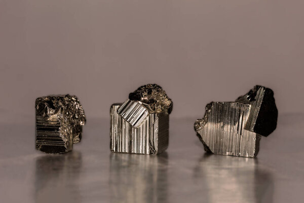 Пиритный минерал