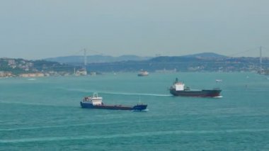 Istanbul. Deniz trafiğinin içinde boğaz