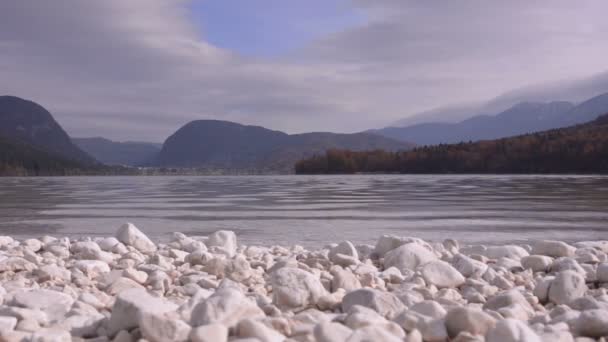 Bohinjské jezero. Slovinsko — Stock video