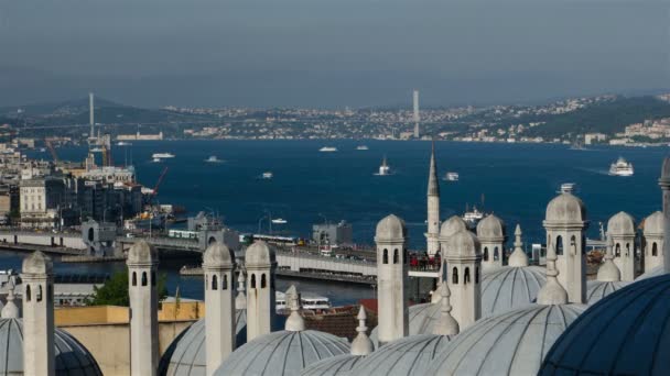 Istanbul. Traffico marittimo nello stretto del Bosforo — Video Stock