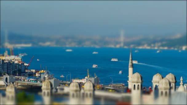 Sea traffic in Bosphorus strait — Stock Video