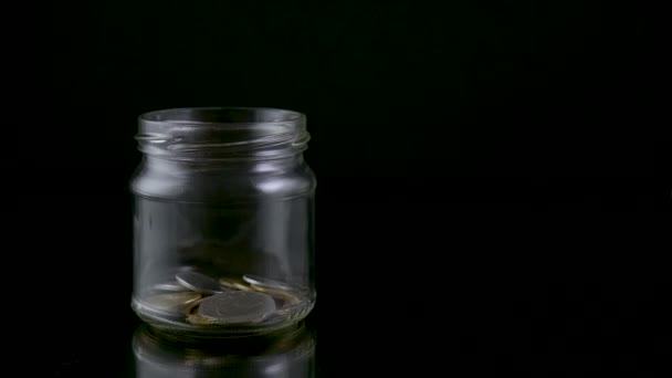 Monnaie pièce en verre pots de plus en plus d'argent — Video