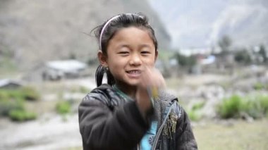 Bir dağ köyünde Tibet