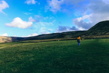 Peak District 'e gezi, daha iyi keşif ve anaokulu çöküşü.