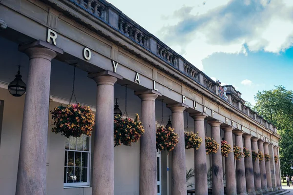 Royal Lemington Spa England Září 2021 Pěší Turistika Poznávací Město Stock Snímky