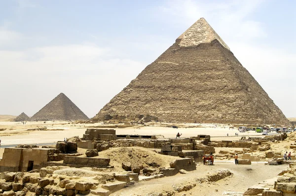 Piramides in giza — Stockfoto