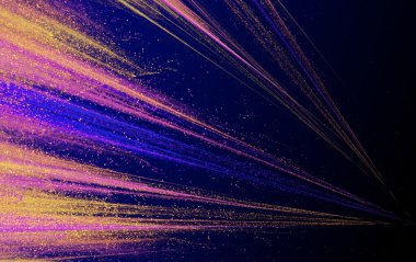 Işık Karanlıkta parlamayı kıvılcım ve yıldız ile soyut lazer ışınları blazed. fraktal soyutlama-tabanlı grafik