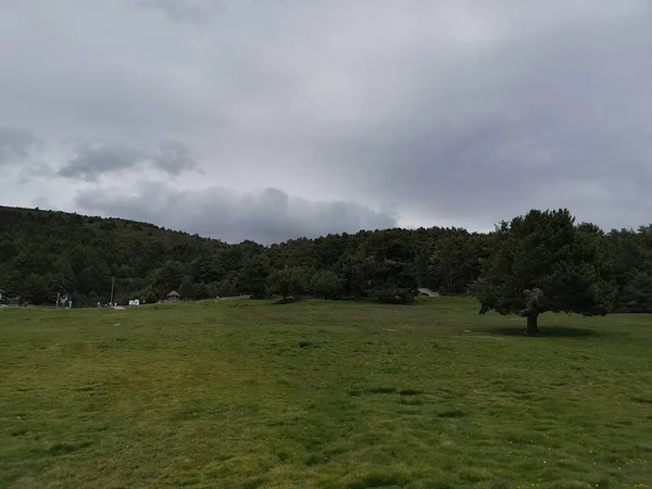 Cielo Nuvoloso Tra Montagne Madrid — Foto Stock