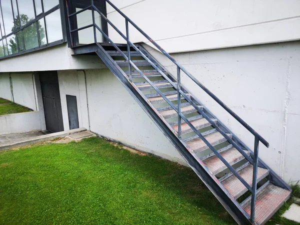 Back Door Emergency Ladder University — Stock Photo, Image