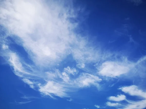 Céu Nuvem Ensolarado Cirro Alto — Fotografia de Stock