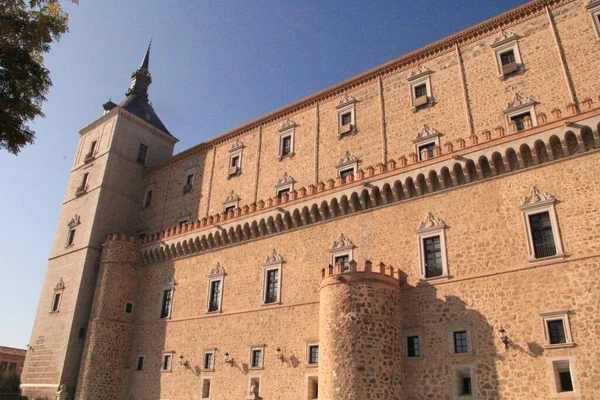 Arquitectura Del Alcázar Ciudad Medieval Toledo —  Fotos de Stock