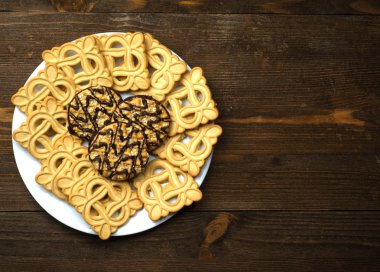 Çerezler dokulu bir arka plan üzerinde. Rustik tarzı