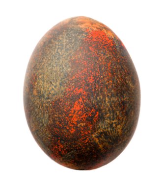 Paskalya yumurtası beyaz arka planda izole edilmiş 