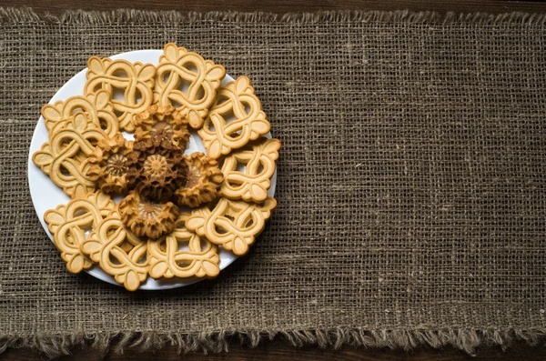 Çerezler dokulu bir arka plan üzerinde. Rustik tarzı