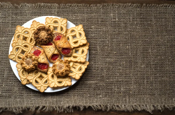 Çerezler dokulu bir arka plan üzerinde. Rustik tarzı