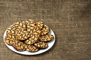 Çerezler dokulu bir arka plan üzerinde. Rustik tarzı