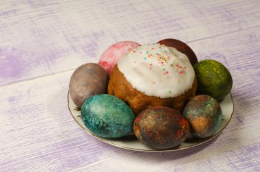 Paskalya kek. Paskalya yumurtaları