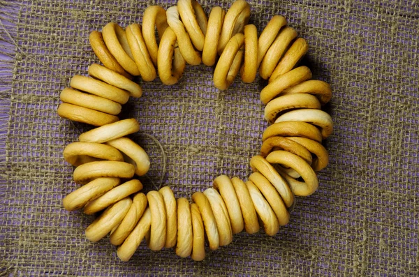 Bagels auf einem Holztisch. — Stockfoto