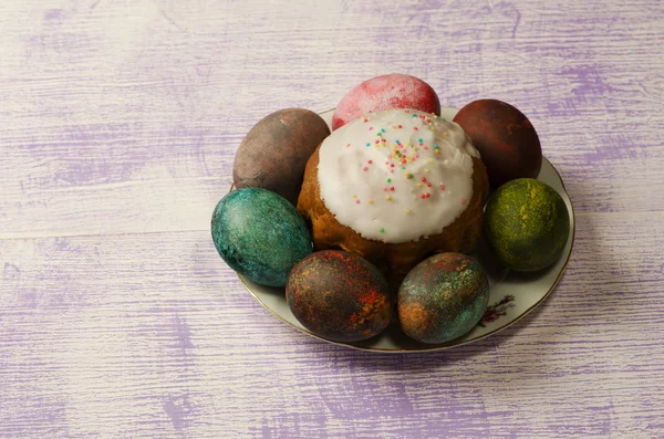 Pastel de Pascua. Huevos de Pascua — Foto de Stock