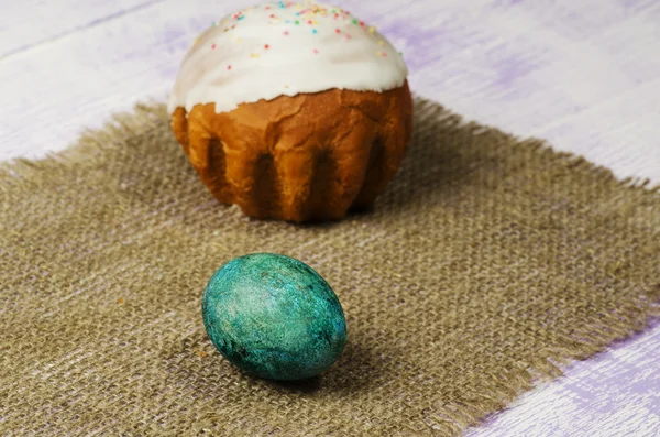 Easter cake . Easter eggs — Stock Photo, Image