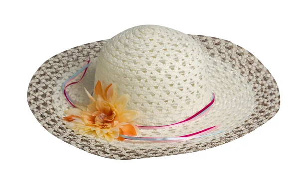 Пляжная шляпа на белом фоне — стоковое фото