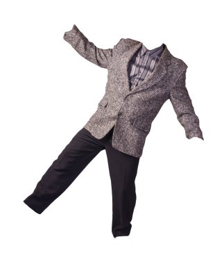 Erkek gri ceket, gri çizgili gömlek ve beyaz arka planda izole edilmiş siyah pantolon. resmi takım