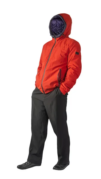 Мужская Красная Куртка Капюшоном Черные Брюки Черные Кожаные Туфли Изолированы — стоковое фото