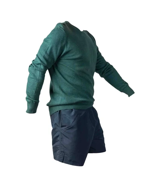 Gebreide Groene Trui Donkerblauwe Shorts Geïsoleerd Witte Achtergrond Modieuze Kleding — Stockfoto