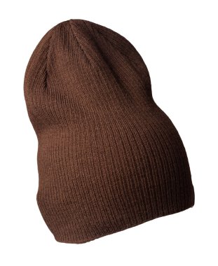 Örülmüş kahverengi şapka, beyaz bir arka planda izole edilmiş. Sıradan bir tarz için moda şapka aksesuarı.