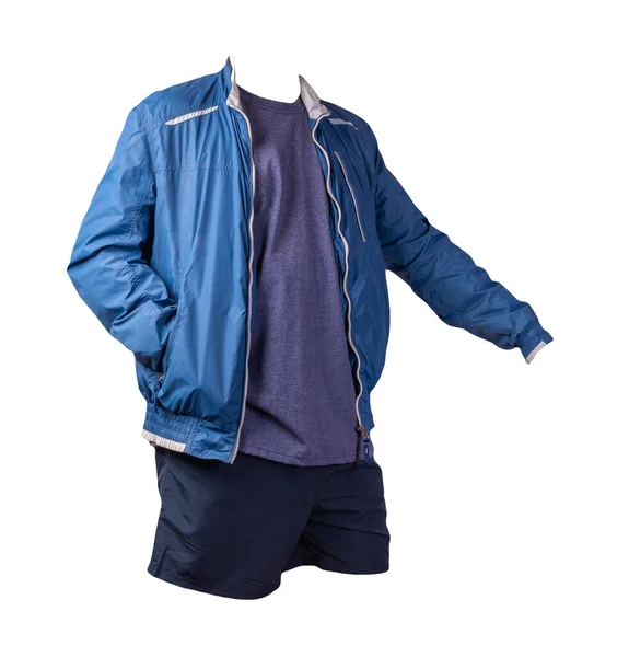 メンズブルーホワイトのウインドブレーカージャケット ヴィンテージのヘザーネイビーのTシャツ ホワイトを基調としたダークブルーのスポーツパンツ ファッショナブルなカジュアルウェア — ストック写真