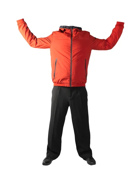Férfi Piros Kabát Csuklyával Fekete Nadrággal Fekete Bőrcipővel Fehér Alapon — Stock Fotó