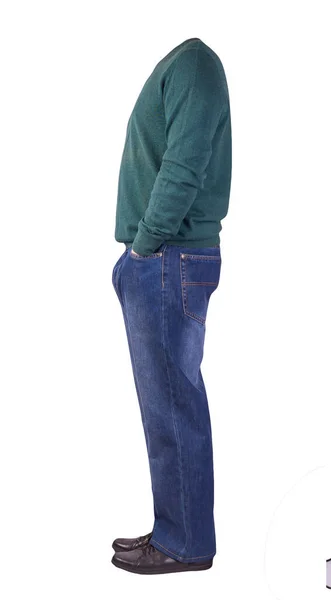 Donkerblauwe Jeans Zwarte Leren Schoenen Groene Trui Geïsoleerd Witte Achtergrond — Stockfoto