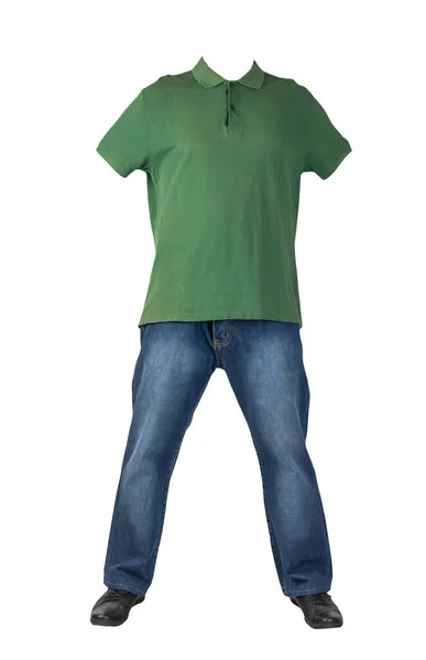 Jeans Azul Escuro Sapatos Couro Preto Camiseta Verde Escuro Com — Fotografia de Stock
