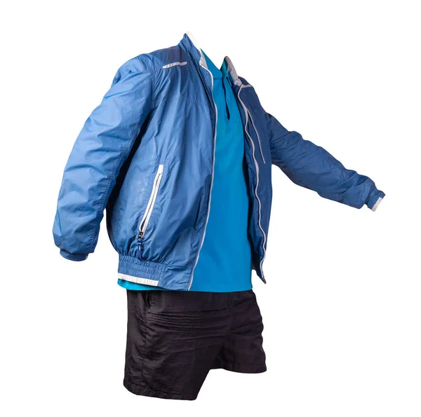 Мужская Синяя Белая Куртка Ветровка Синяя Рубашка Черные Спортивные Шорты — стоковое фото