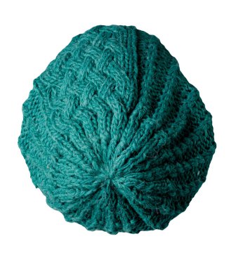 Yeşil şapkalı kadın manzarası. Örgü şapka beyaz arkaplanda izole.