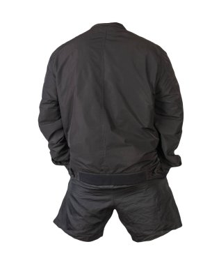 Beyaz arka planda siyah şortlu ve şimşekli siyah bir erkek ceketi. Günlük yaz kıyafetleri.